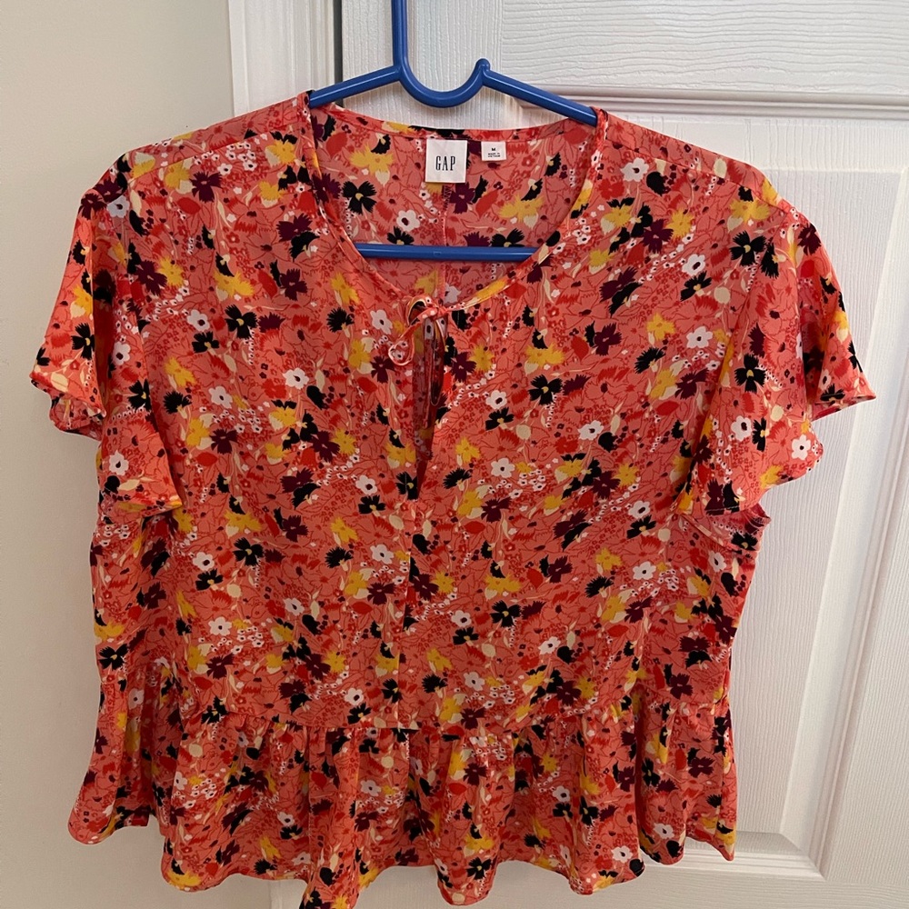 GAP womans blouse